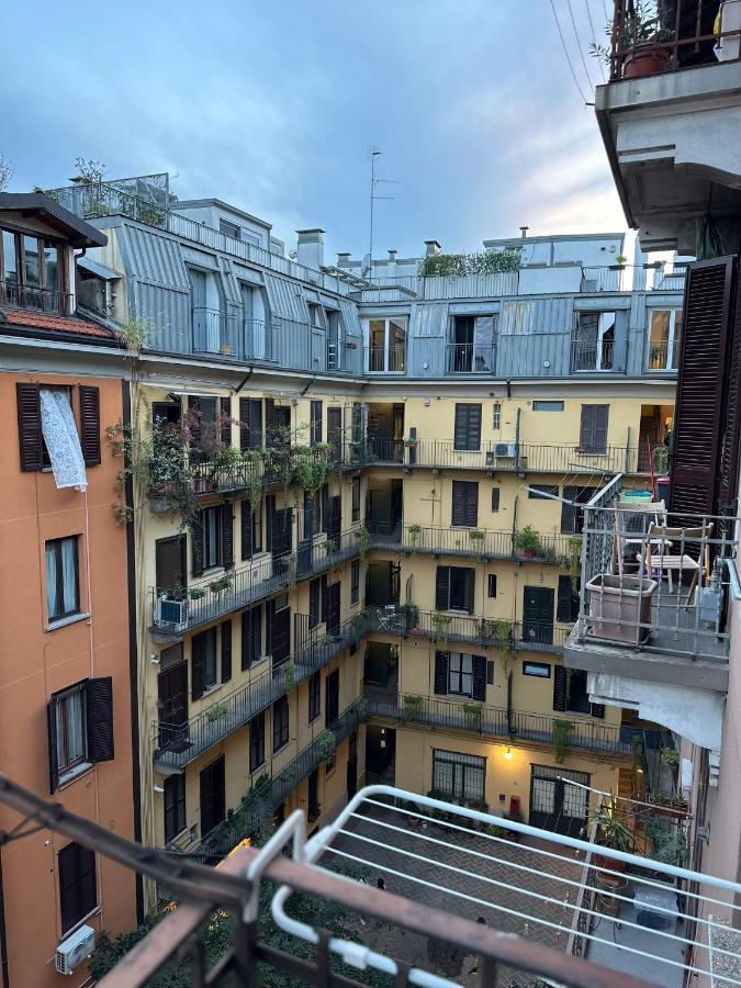 Xenia Apartments - Bright And Elegant Apartment Milano Exteriör bild